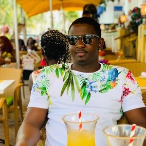 Meet your Posher, Abdoulaye